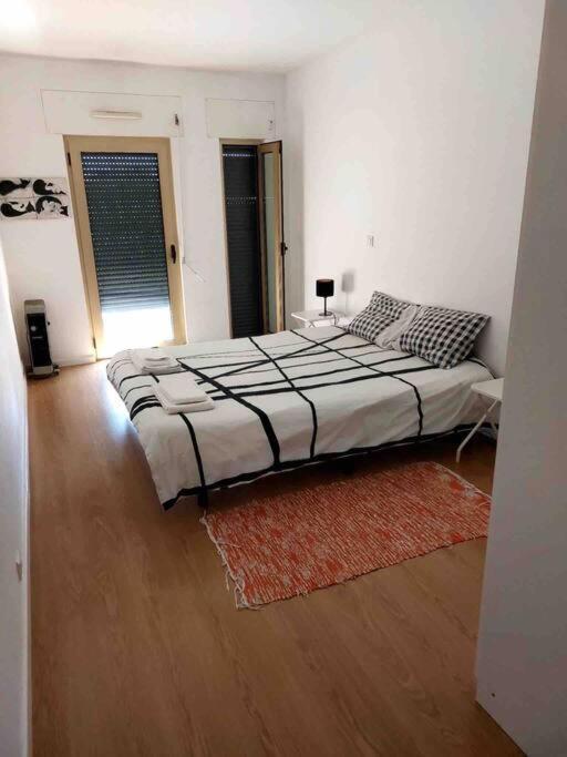 Modern And Spacious Apartment In Lisboa Extérieur photo